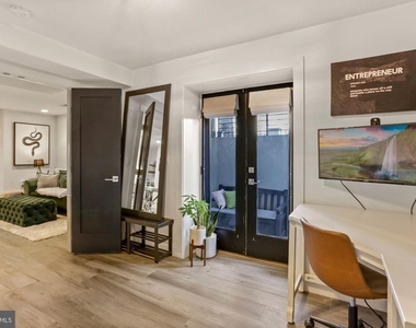 1236 Shepherd Street Nw - Photo Thumbnail 17