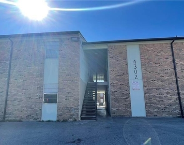 4302 Lake Rd - Photo Thumbnail 8