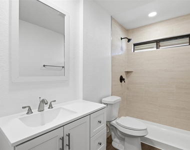 100 Howard Dr - Photo Thumbnail 6