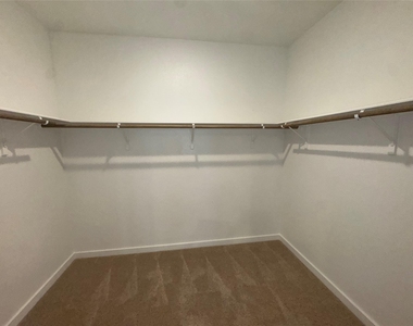 102 Milo Dr - Photo Thumbnail 19