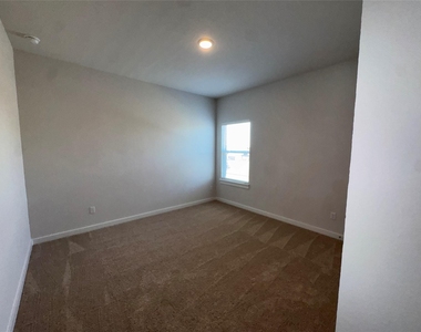 102 Milo Dr - Photo Thumbnail 28