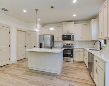 70 Deer Ridge Rd - Photo Thumbnail 8