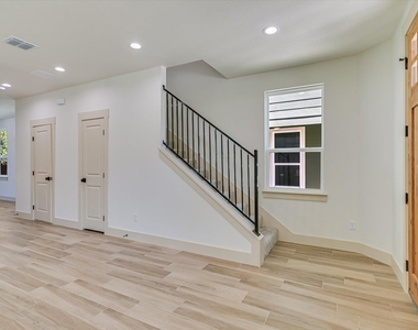 70 Deer Ridge Rd - Photo Thumbnail 5