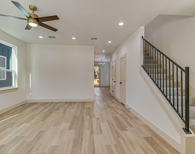 70 Deer Ridge Rd - Photo Thumbnail 3