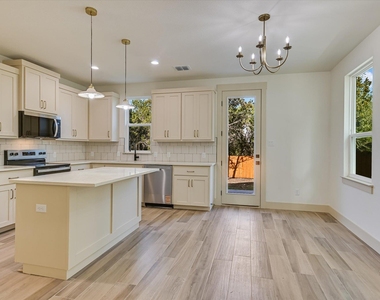 70 Deer Ridge Rd - Photo Thumbnail 6