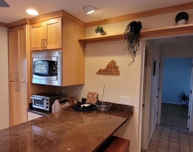 102 Slate Pl - Photo Thumbnail 10
