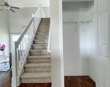 1280 Constitution Ct - Photo Thumbnail 29