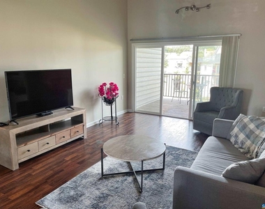 1280 Constitution Ct - Photo Thumbnail 10