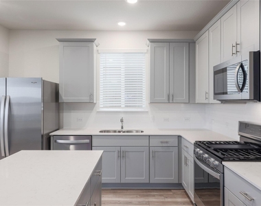 212 Sugar Cane Rd - Photo Thumbnail 12