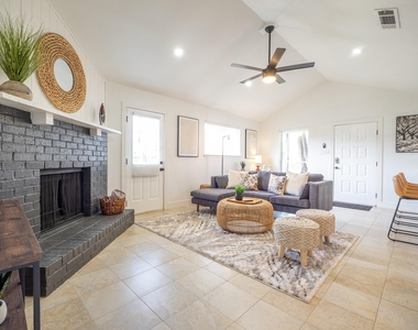 11409 Ptarmigan Dr - Photo Thumbnail 4