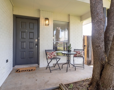 11409 Ptarmigan Dr - Photo Thumbnail 3
