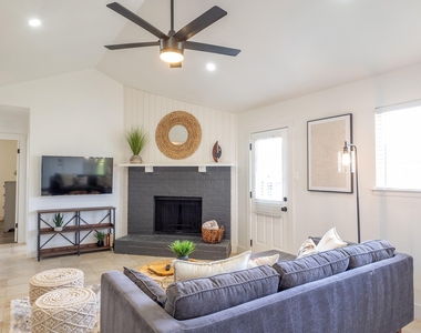 11409 Ptarmigan Dr - Photo Thumbnail 7