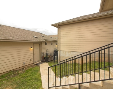 315 N Heatherwilde Blvd - Photo Thumbnail 25