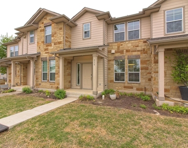 315 N Heatherwilde Blvd - Photo Thumbnail 1