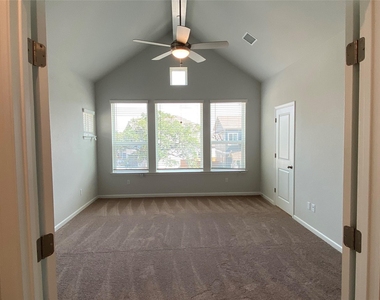 3000 Chisholm Trail Rd - Photo Thumbnail 14