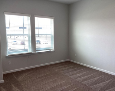 3000 Chisholm Trail Rd - Photo Thumbnail 10