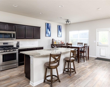 3601 Kotche St - Photo Thumbnail 7