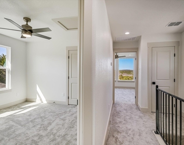 424 Shady Bluff Dr - Photo Thumbnail 17