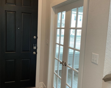 3000 Chisholm Trail Rd - Photo Thumbnail 1