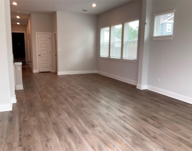 3000 Chisholm Trail Rd - Photo Thumbnail 9