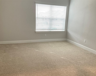 3000 Chisholm Trail Rd - Photo Thumbnail 11