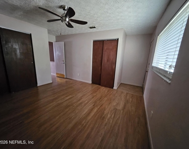 1200 Bretta Street - Photo Thumbnail 10