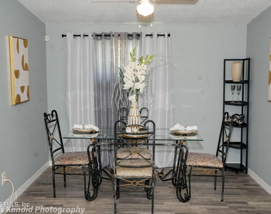 2453 Wilmont Avenue - Photo Thumbnail 6