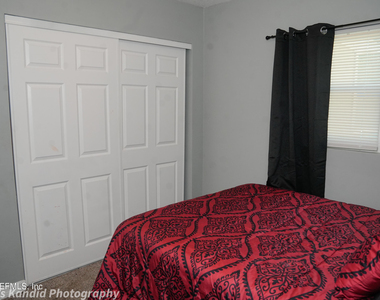 2453 Wilmont Avenue - Photo Thumbnail 17