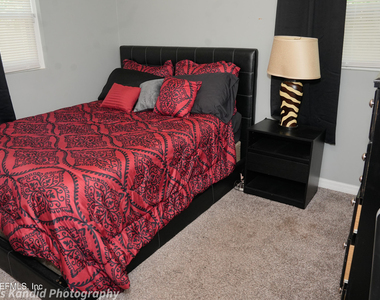 2453 Wilmont Avenue - Photo Thumbnail 16