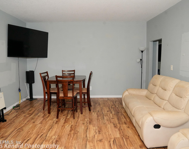 2453 Wilmont Avenue - Photo Thumbnail 32