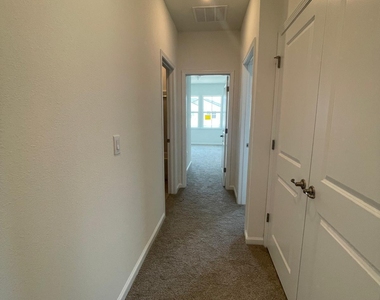 21 Mellowood Lane - Photo Thumbnail 21