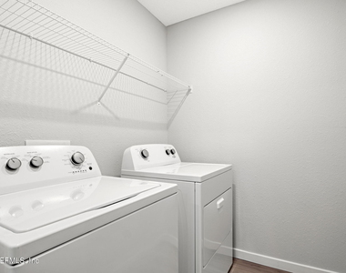 14710 Cashew Avenue - Photo Thumbnail 17