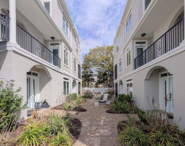 361 Ahern Street - Photo Thumbnail 1