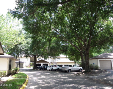 10150 Belle Rive Boulevard - Photo Thumbnail 16