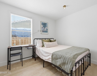 2304 Bethune Avenue - Photo Thumbnail 6