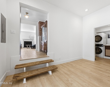 2304 Bethune Avenue - Photo Thumbnail 10