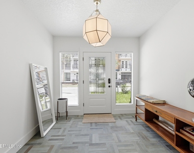 2304 Bethune Avenue - Photo Thumbnail 4