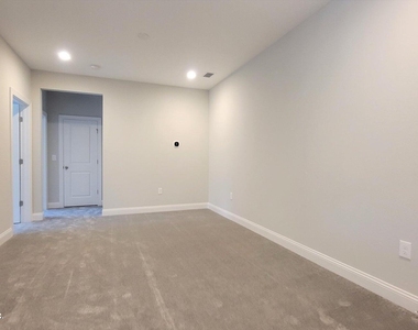 82 White Cypress Drive - Photo Thumbnail 12