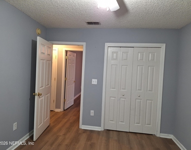 513 White Jasmine Way - Photo Thumbnail 10