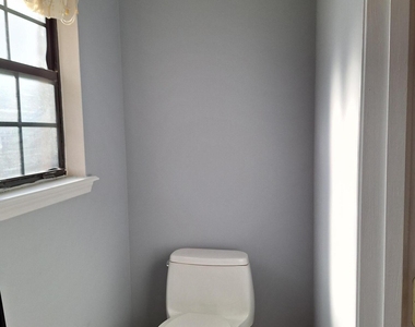 513 White Jasmine Way - Photo Thumbnail 15