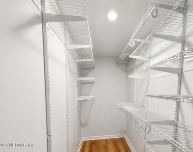 70 Robert Street - Photo Thumbnail 2