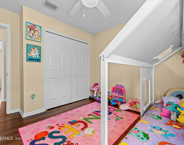 7039 Crispin Cove Drive - Photo Thumbnail 31