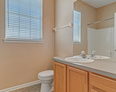 7990 Baymeadows Road E - Photo Thumbnail 13