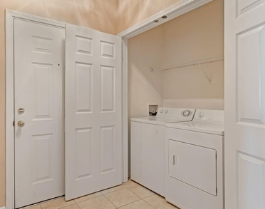 7990 Baymeadows Road E - Photo Thumbnail 4