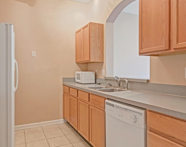 7990 Baymeadows Road E - Photo Thumbnail 6