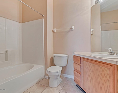 7990 Baymeadows Road E - Photo Thumbnail 12