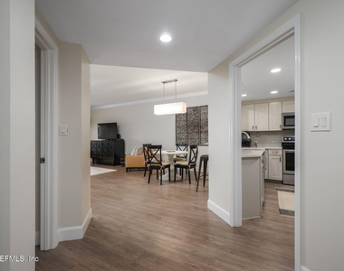 3106 Harbor Drive - Photo Thumbnail 3
