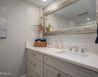 3106 Harbor Drive - Photo Thumbnail 14