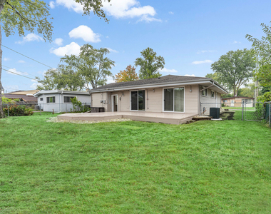 388 Nancy Lane - Photo Thumbnail 19