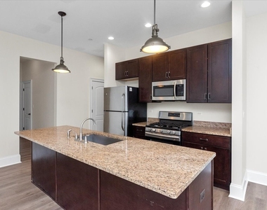 2500 Green Bay Road - Photo Thumbnail 1